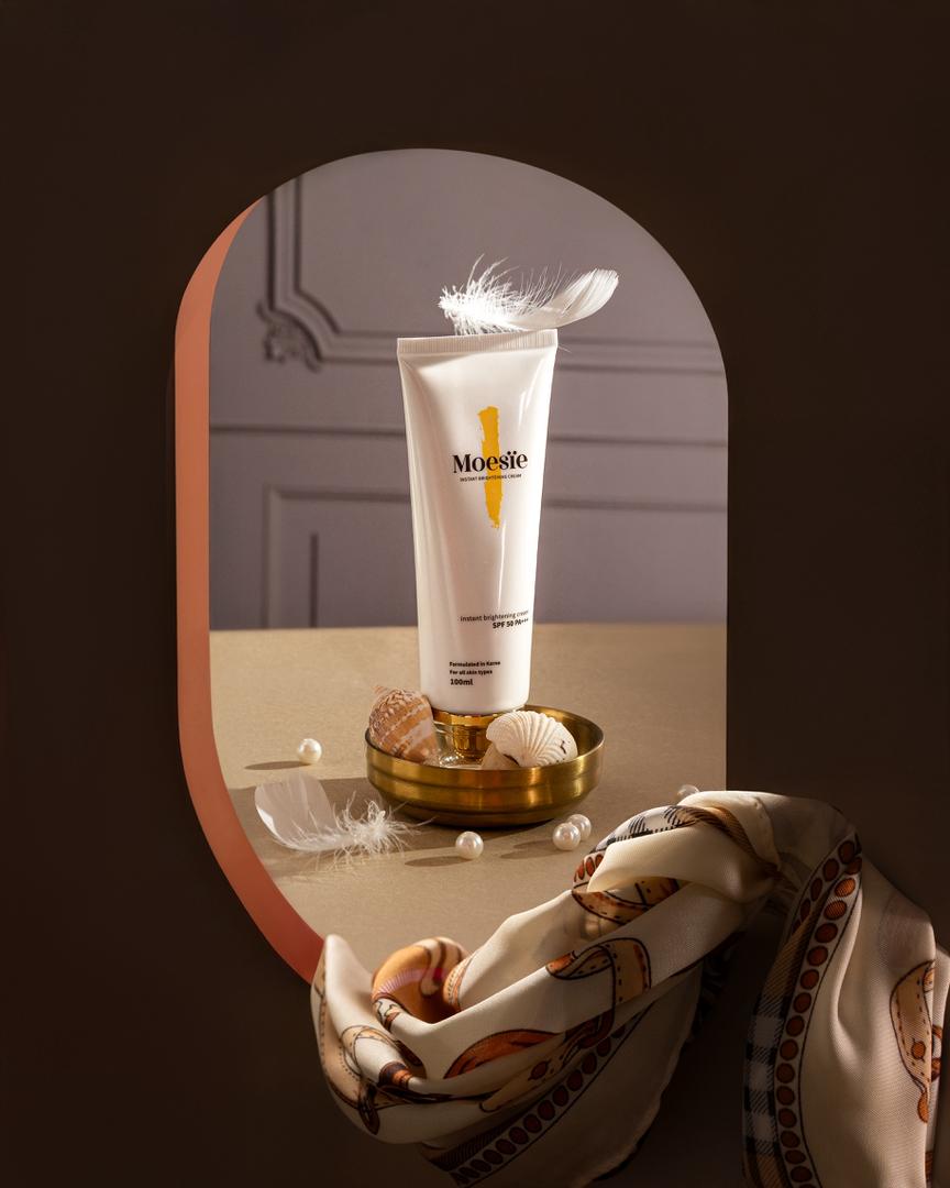 Moesie Instant Brightening Cream - Image 3